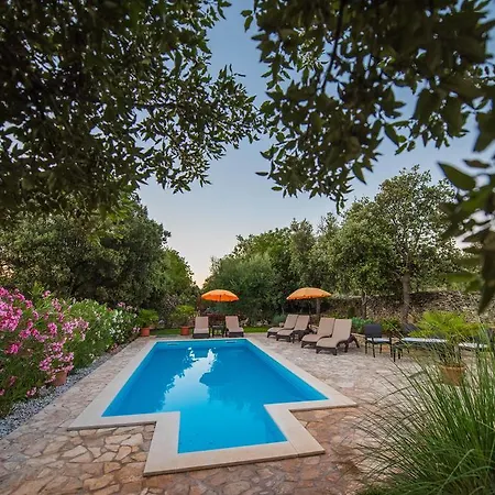Garden Istra Hébergement de vacances Kavran