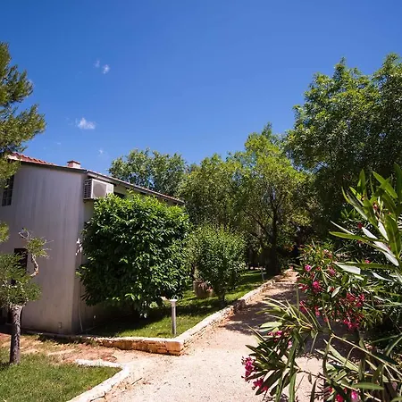 Garden Istra *